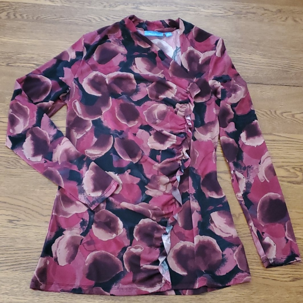 Floral long sleeve top